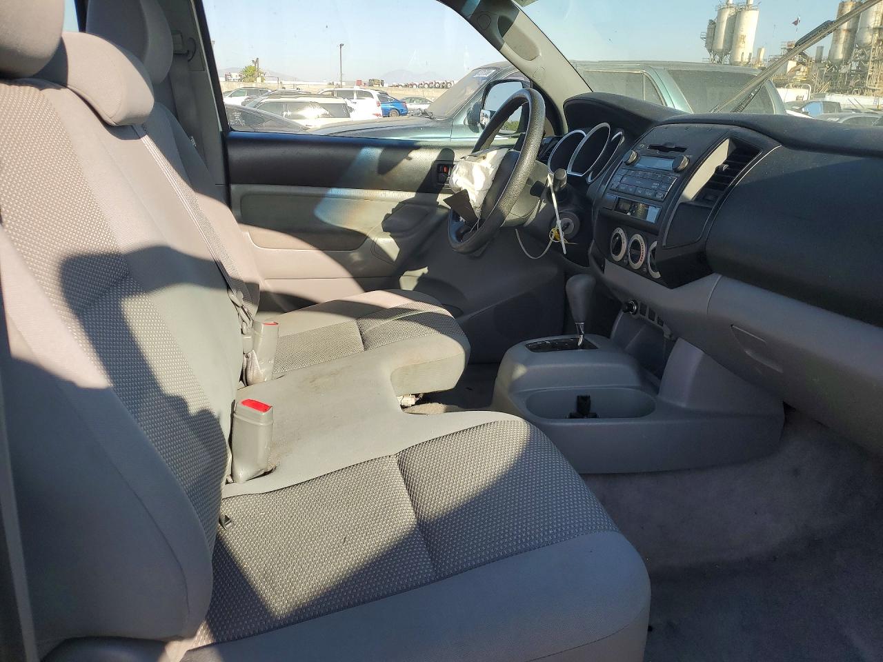 2009 TOYOTA TACOMA BASE photo 10
