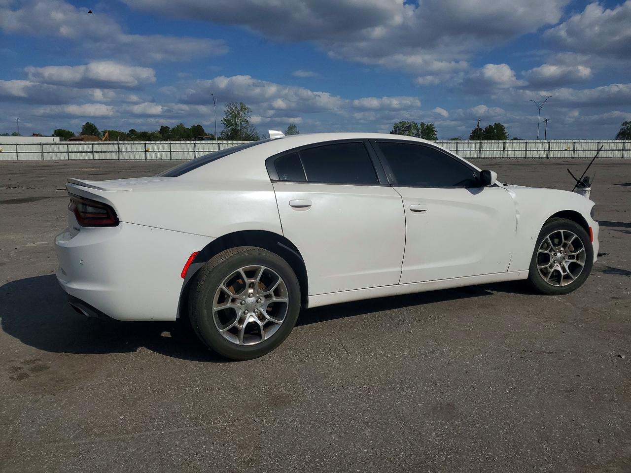 2015 DODGE CHARGER SXT photo 3
