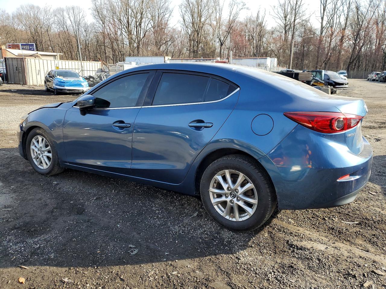 2017 MAZDA 3 SPORT photo 4