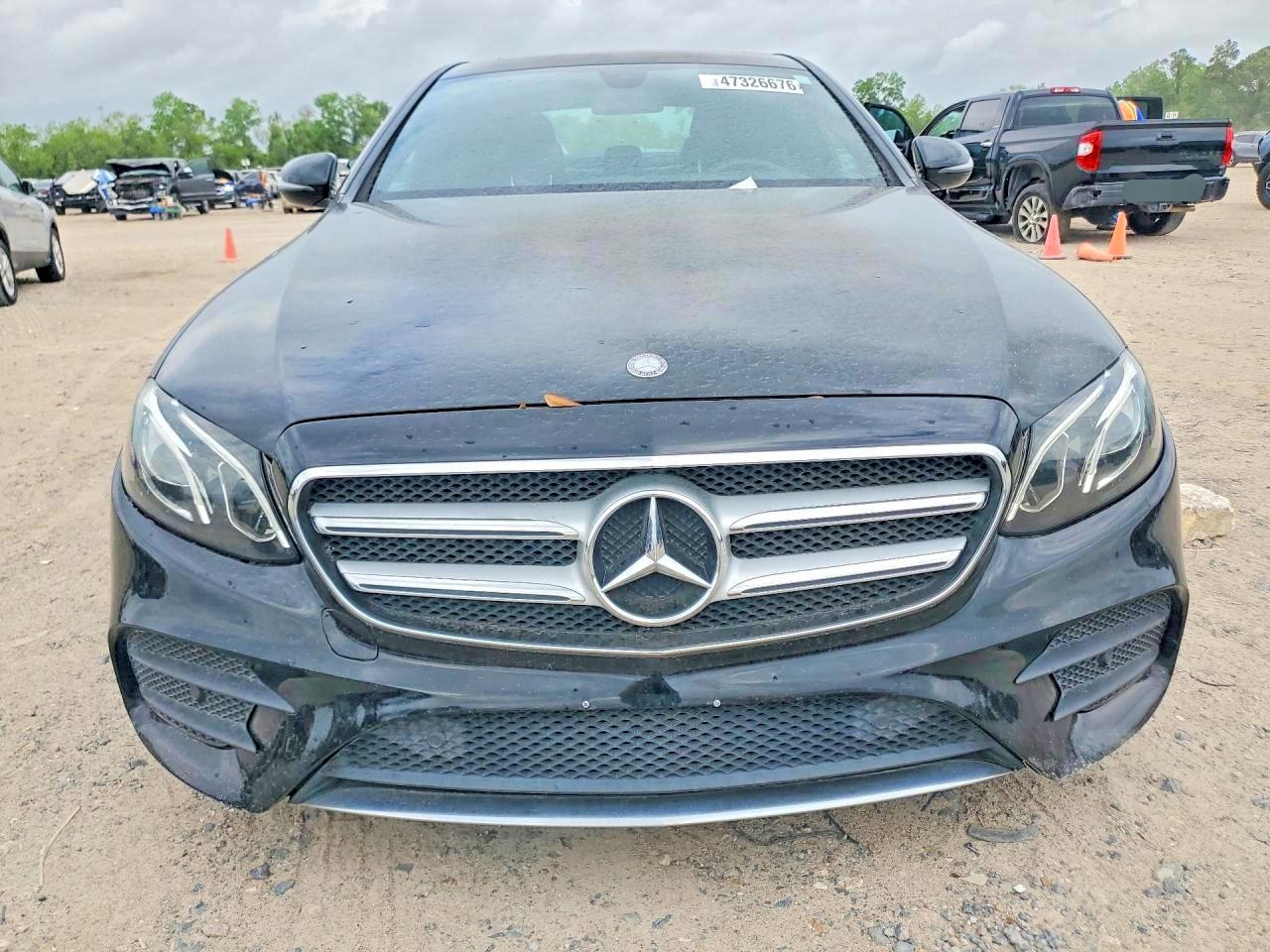 2017 MERCEDES-BENZ E 300 photo 9
