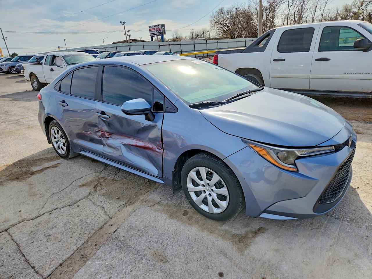 2022 TOYOTA COROLLA LE photo 10