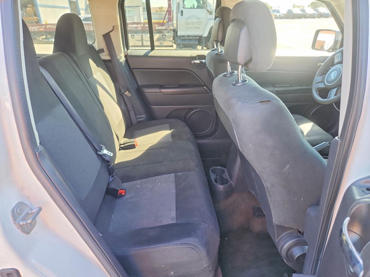 2017 JEEP PATRIOT SPORT photo 28