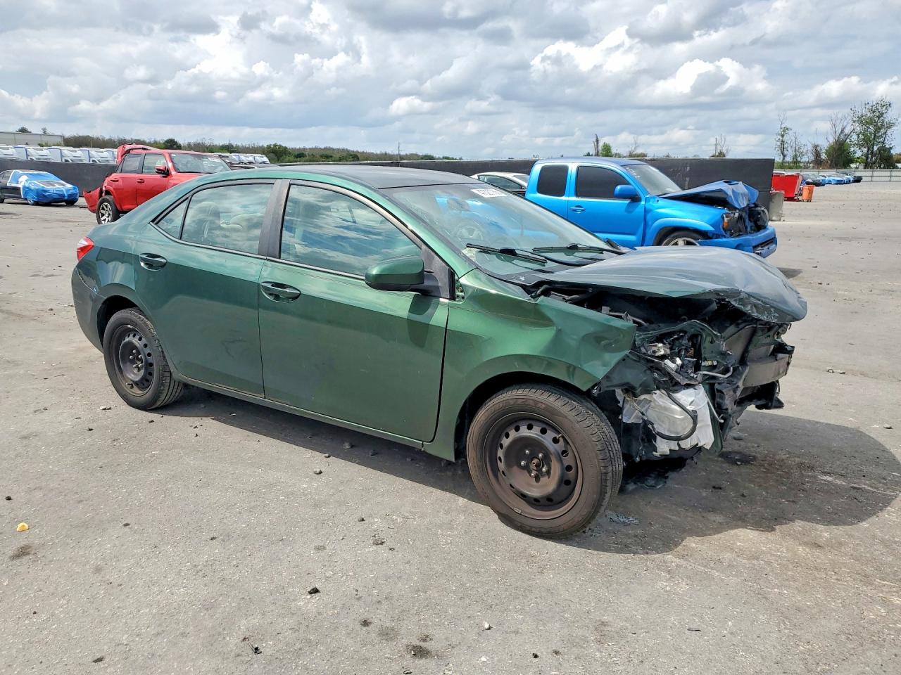 2014 TOYOTA COROLLA LE photo 7