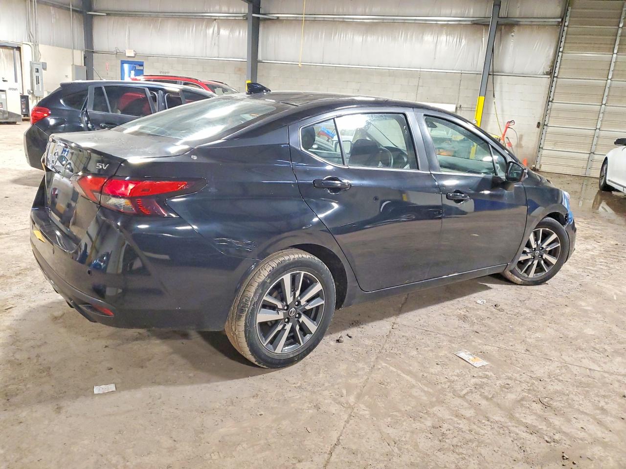 2021 NISSAN VERSA SV photo 7