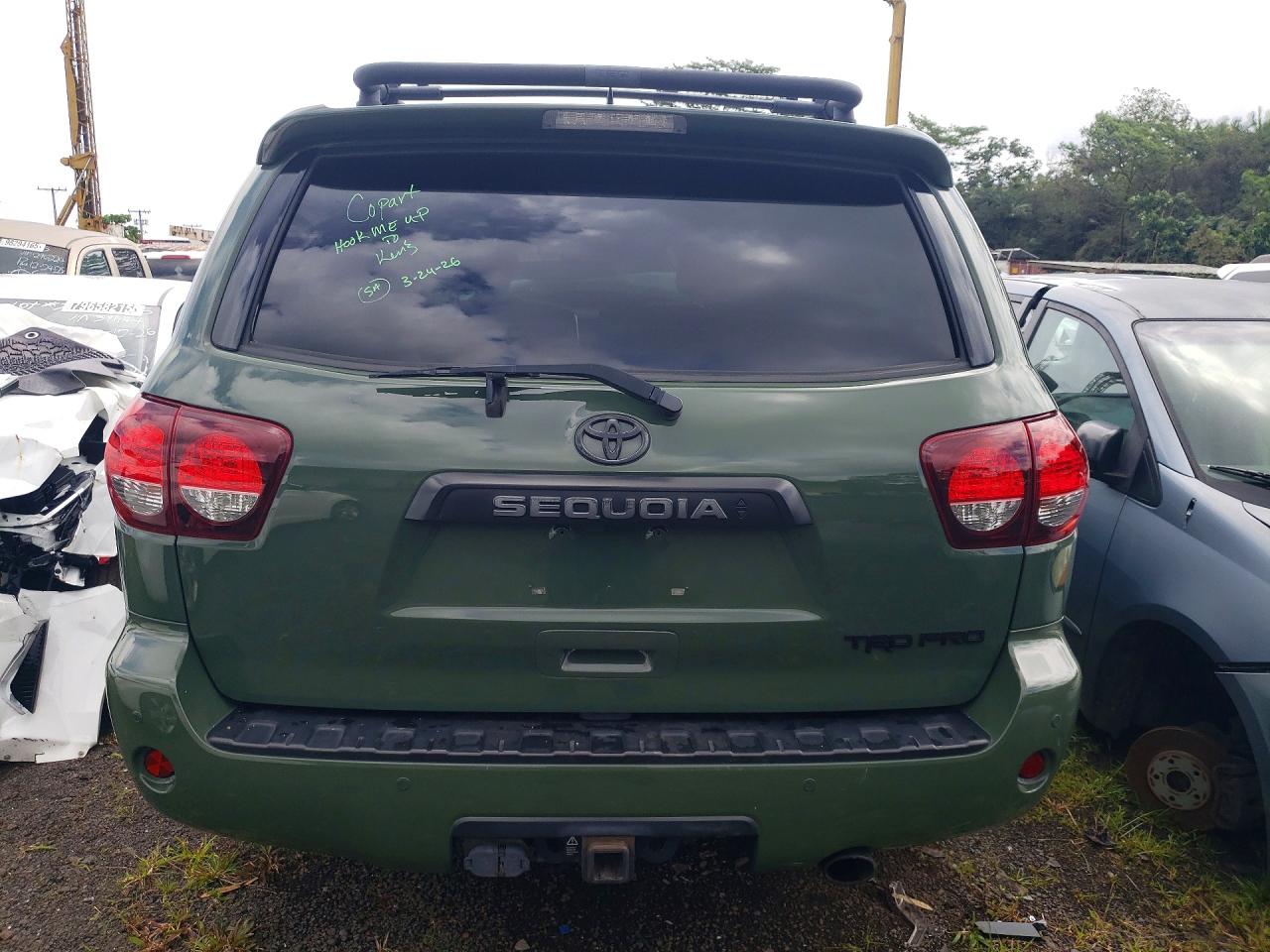 2020 TOYOTA SEQUOIA SR5 photo 6