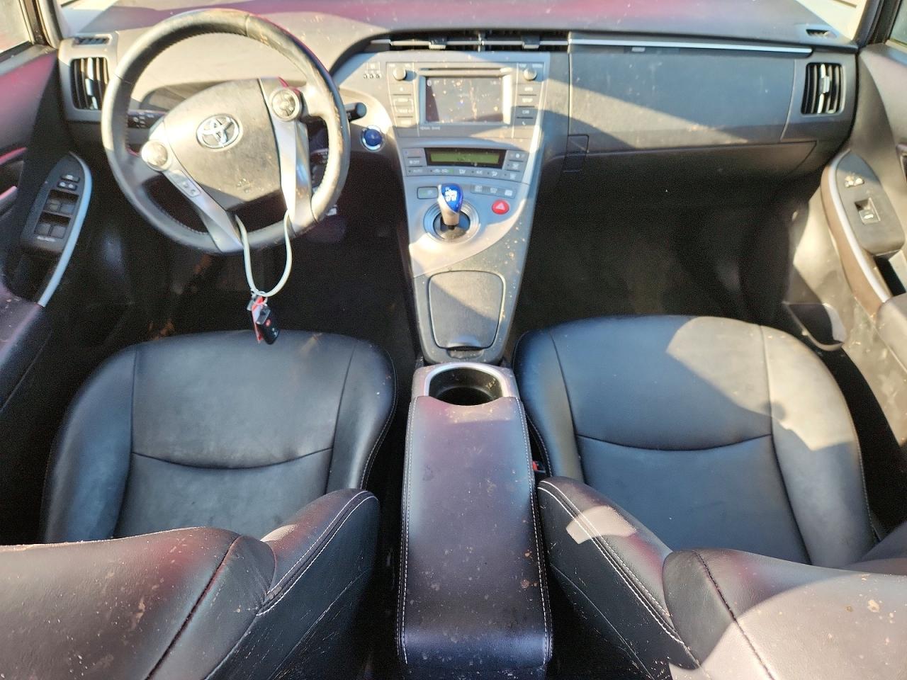 2015 TOYOTA PRIUS PERSONA SERIES photo 8