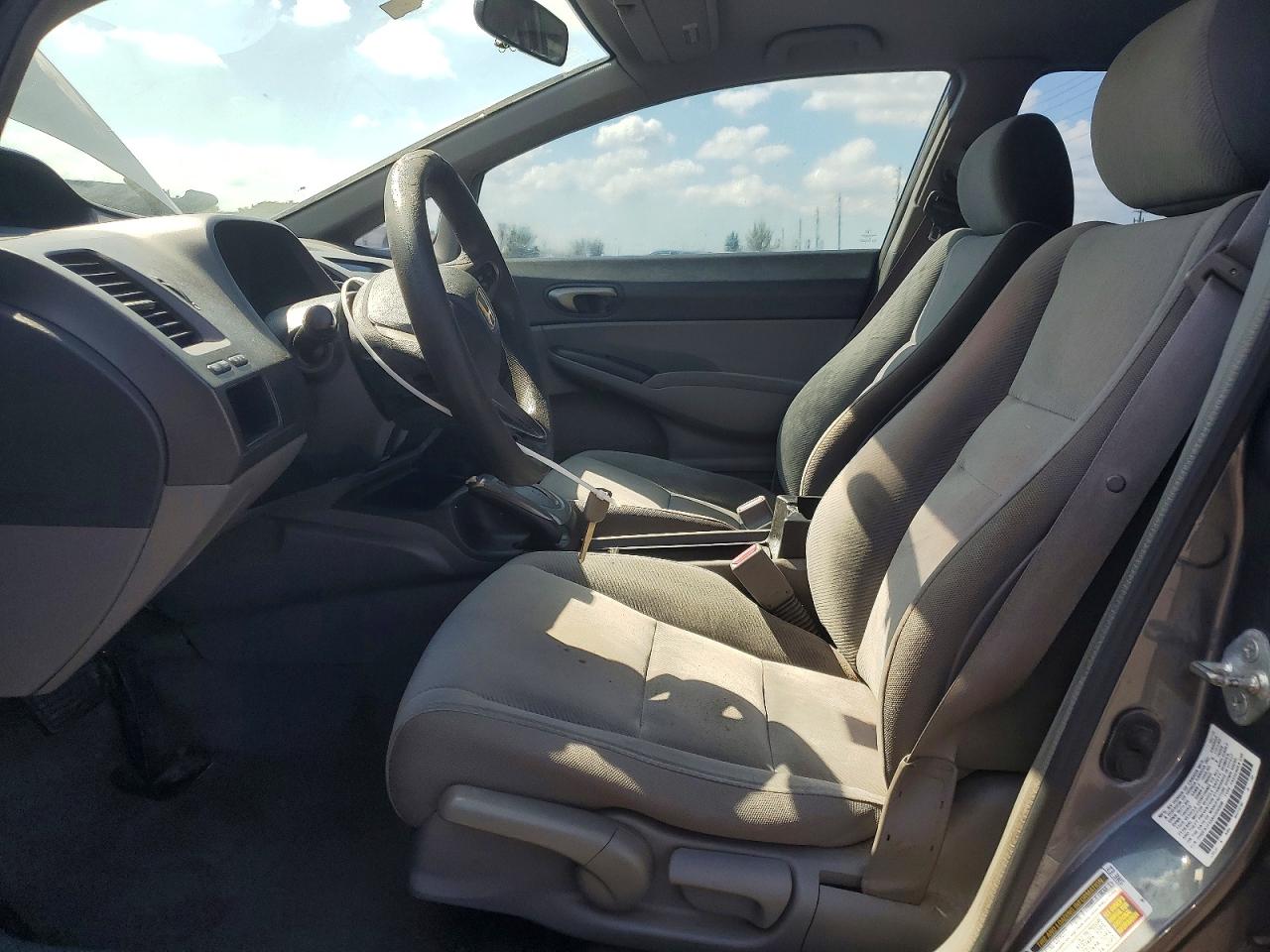 2010 HONDA CIVIC LX photo 7