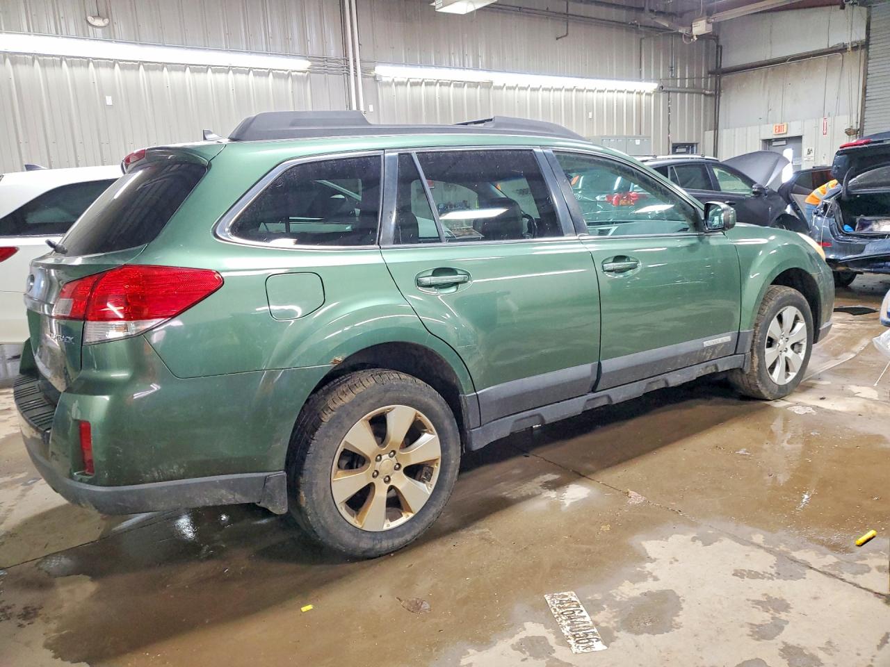 2011 SUBARU OUTBACK 2.5I LIMITED photo 3
