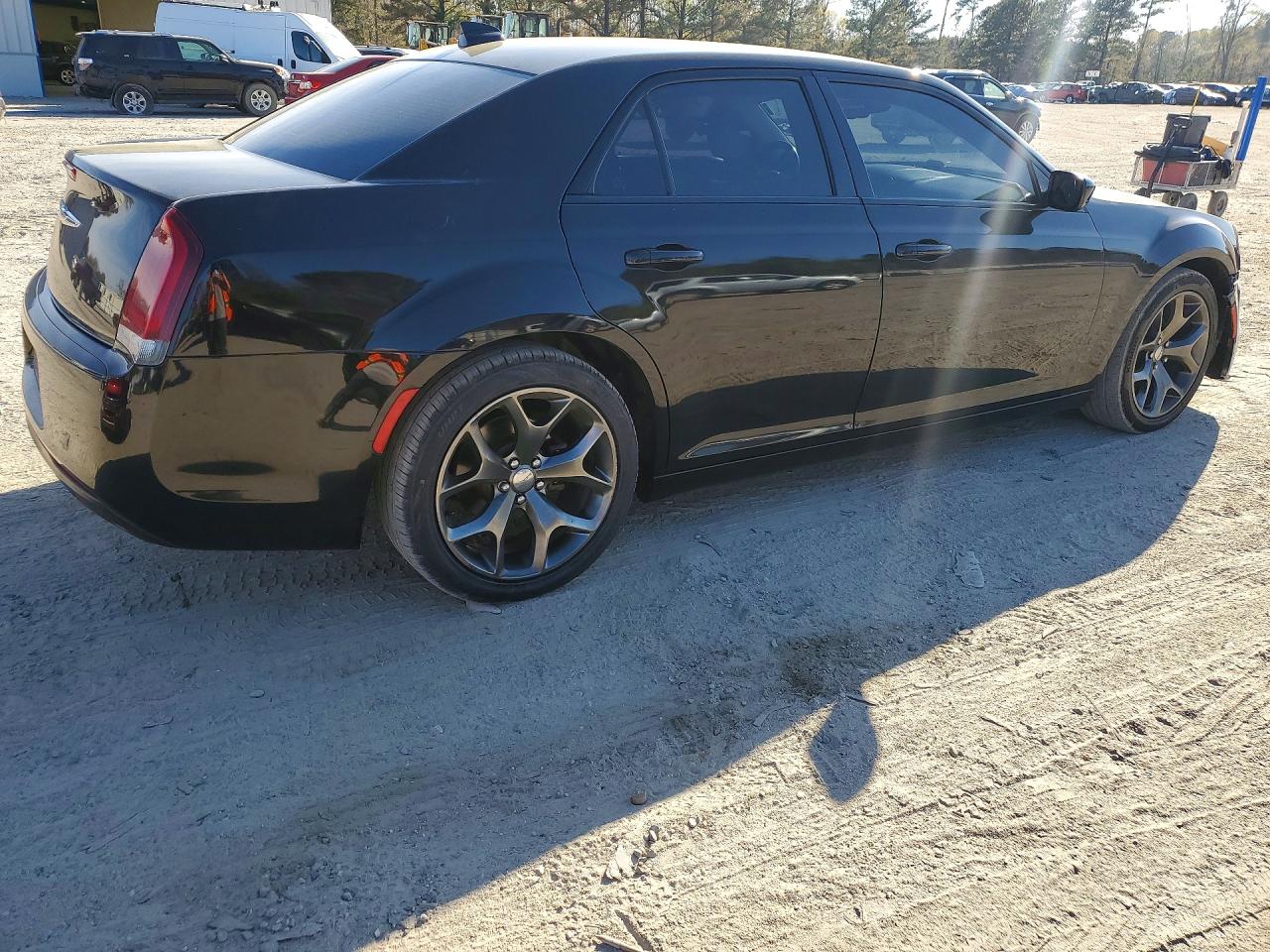 2019 CHRYSLER 300 TOURING photo 7