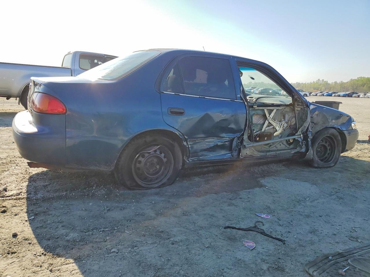 2000 TOYOTA COROLLA VE photo 3