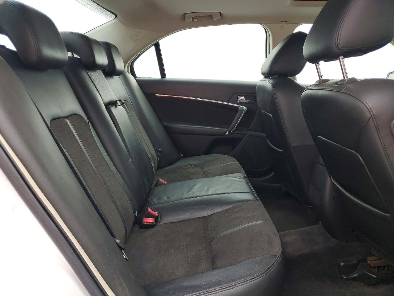 2010 LINCOLN MKZ photo 10