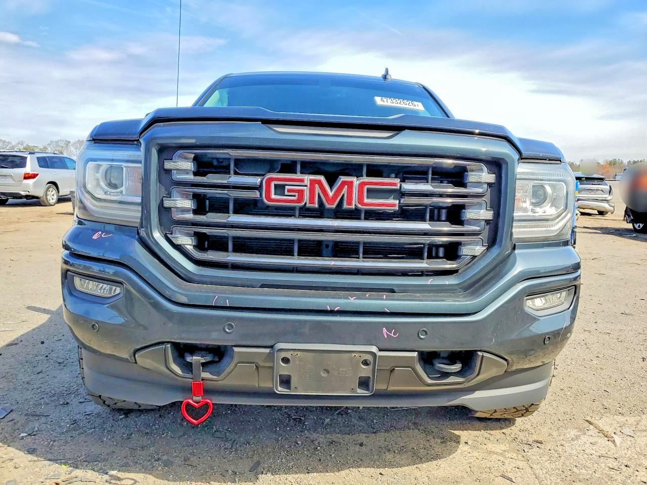 2017 GMC SIERRA K1500 SLT photo 9