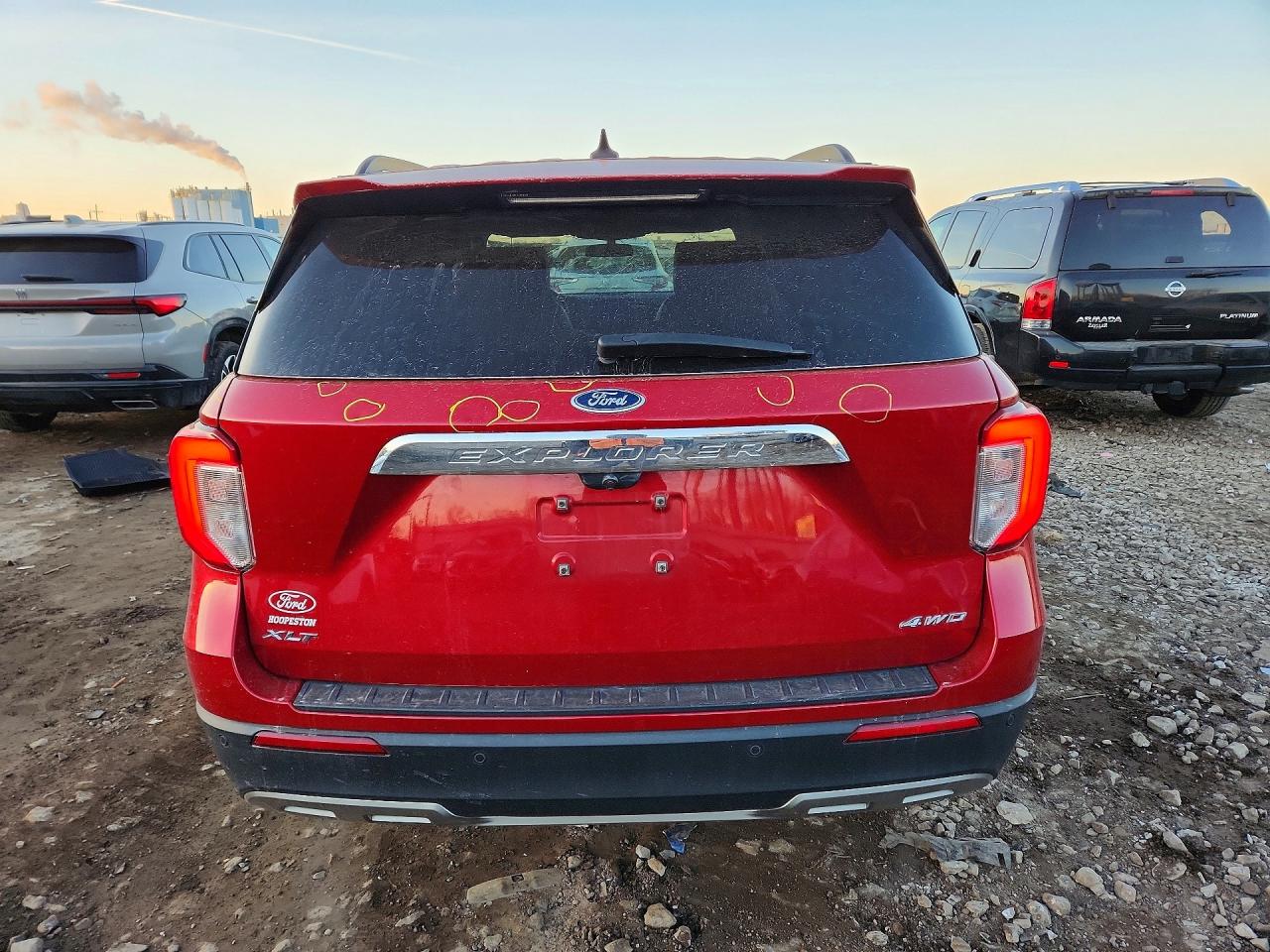 2021 FORD EXPLORER XLT photo 6