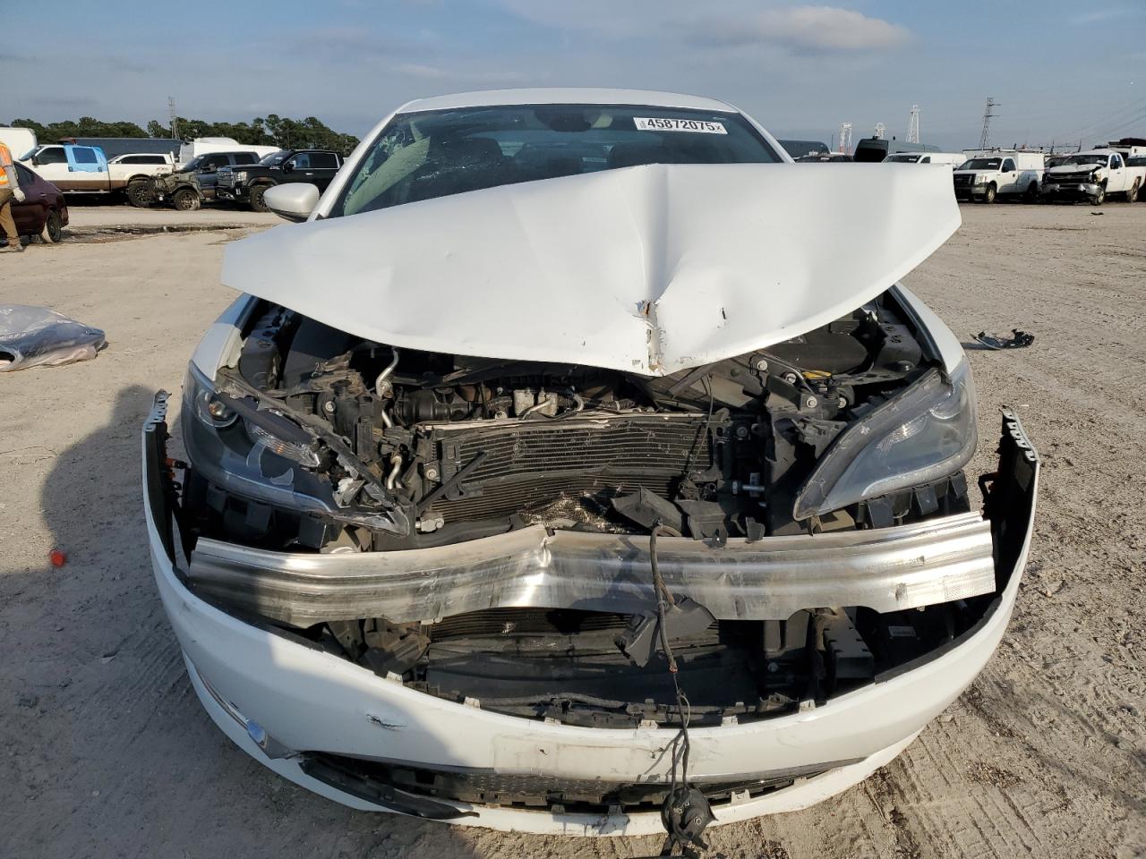 2015 CHRYSLER 200 C photo 9