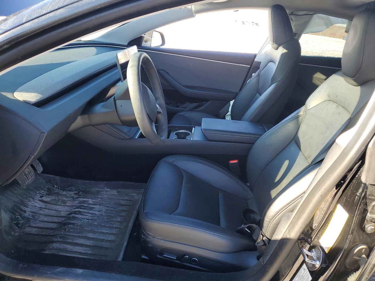 2024 TESLA MODEL 3 photo 19