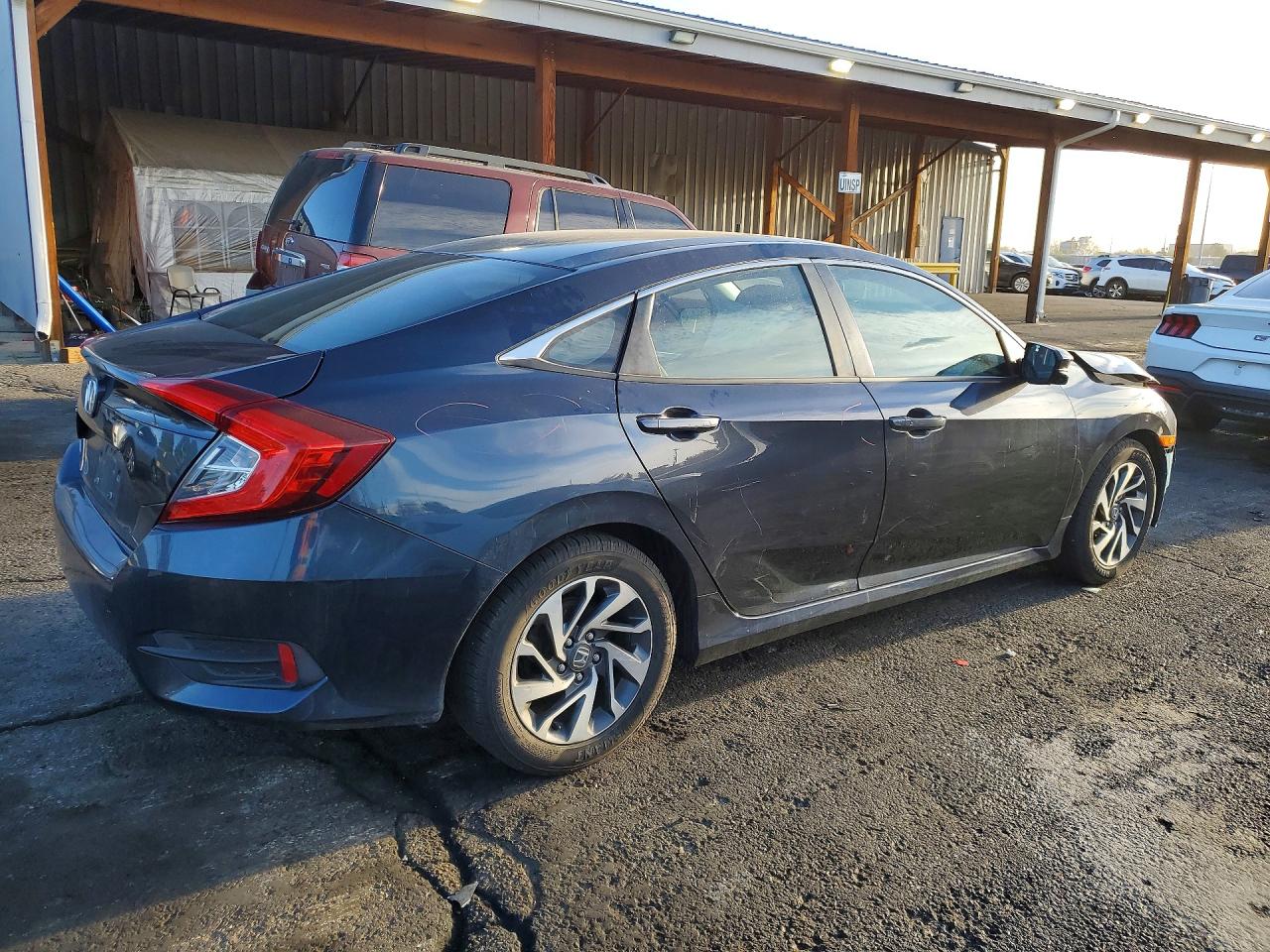 2016 HONDA CIVIC EX photo 5