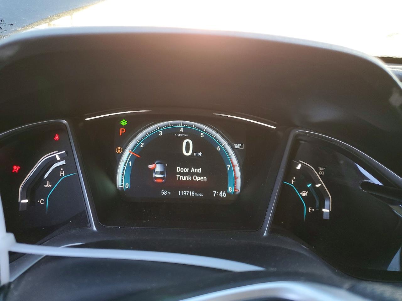 2016 HONDA CIVIC EX photo 17