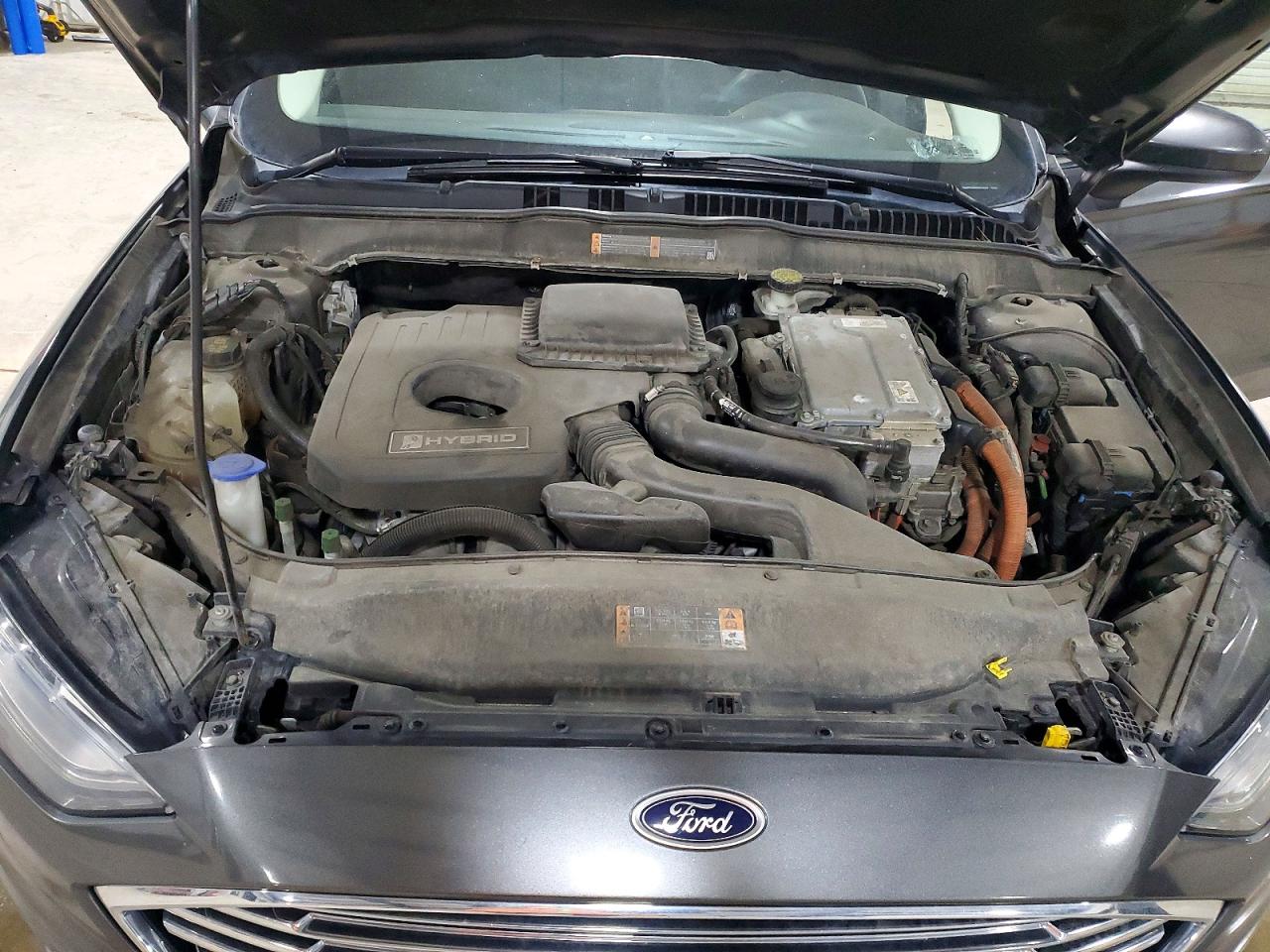 2017 FORD FUSION SE HYBRID photo 11