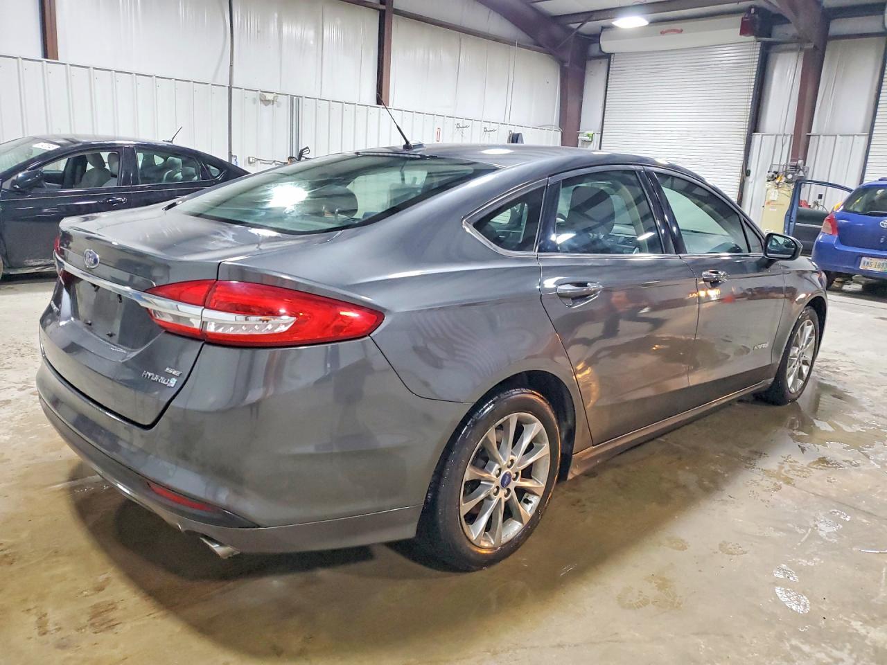 2017 FORD FUSION SE HYBRID photo 3