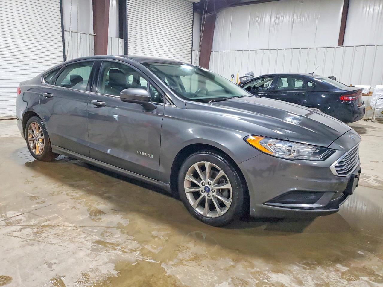 2017 FORD FUSION SE HYBRID photo 4