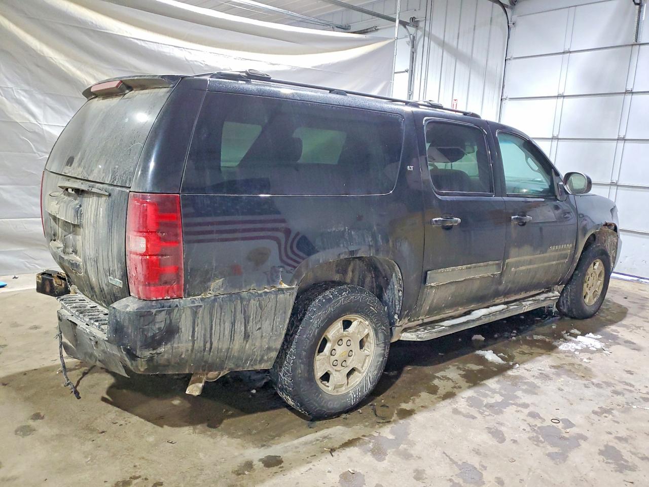 2011 CHEVROLET SUBURBAN K1500 LT photo 3