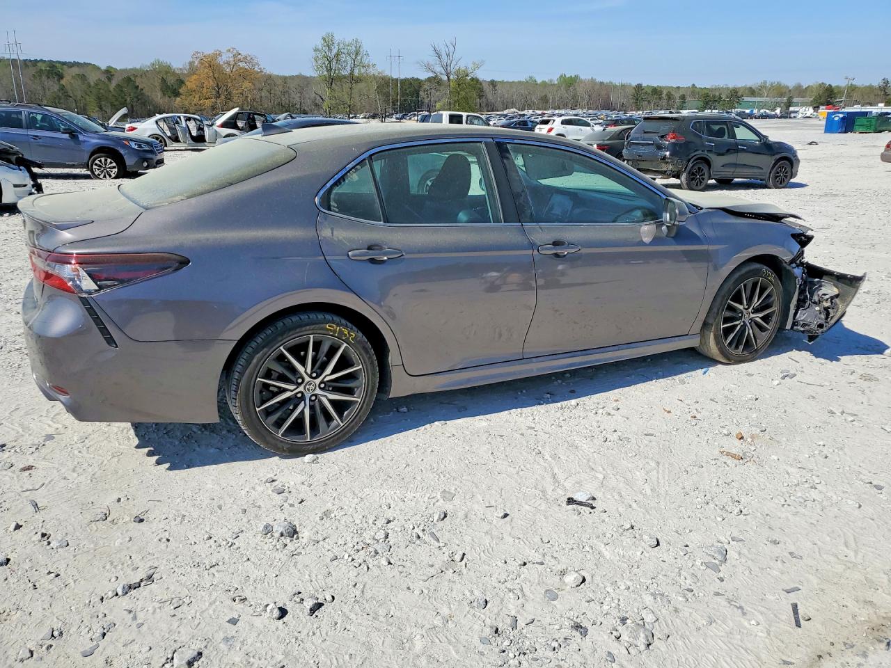 2022 TOYOTA CAMRY SE photo 5