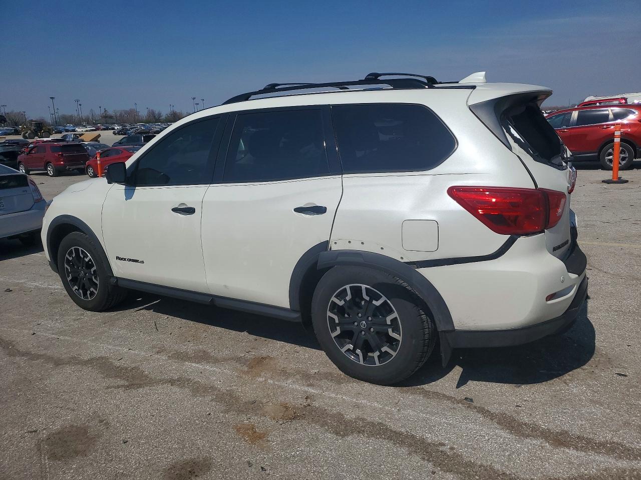 2020 NISSAN PATHFINDER SL photo 3