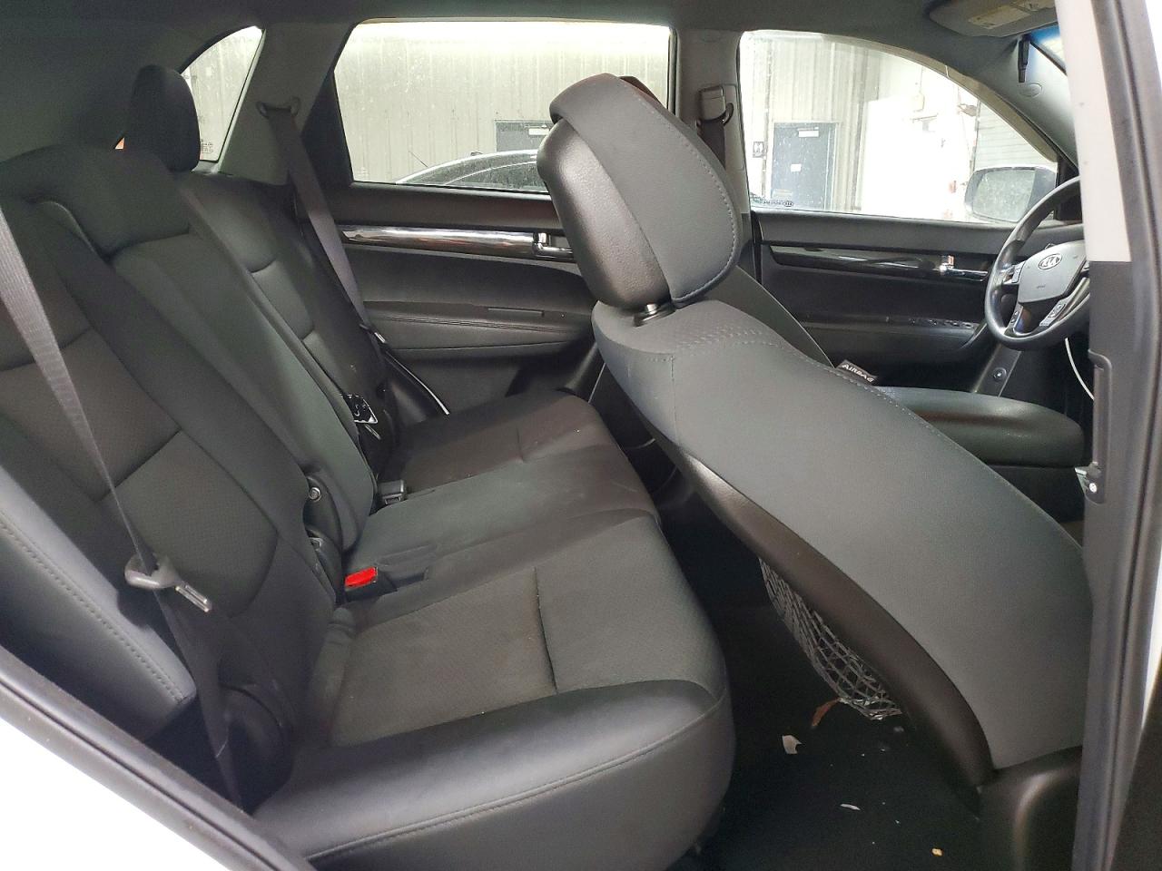 2012 KIA SORENTO LX photo 28
