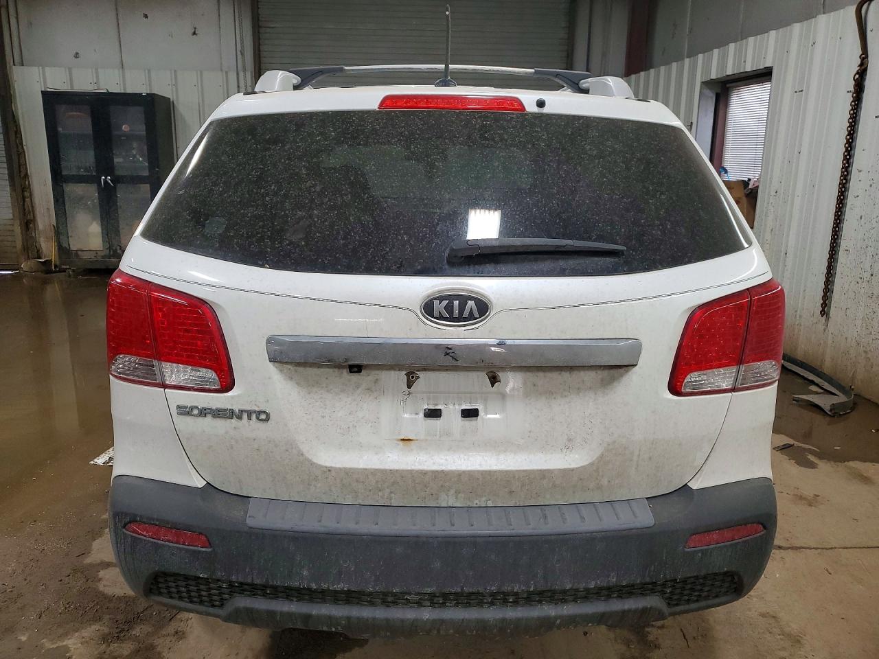 2012 KIA SORENTO LX photo 16