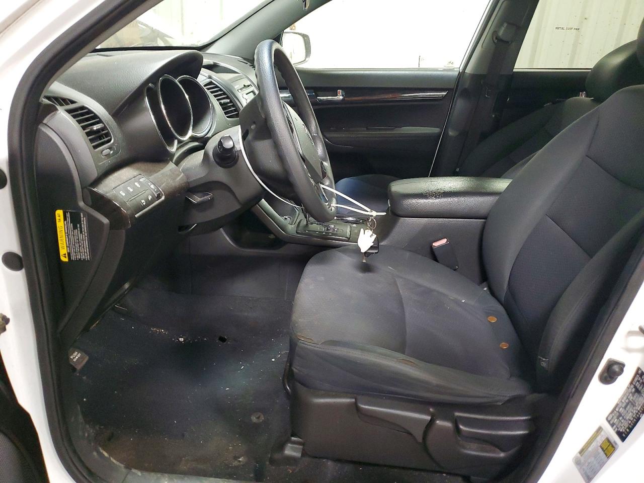 2012 KIA SORENTO LX photo 19