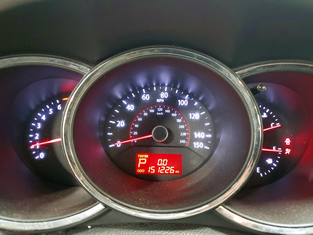 2012 KIA SORENTO LX photo 25