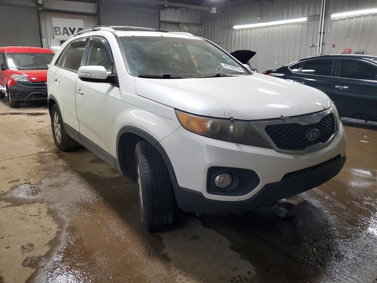 2012 KIA SORENTO LX photo 10