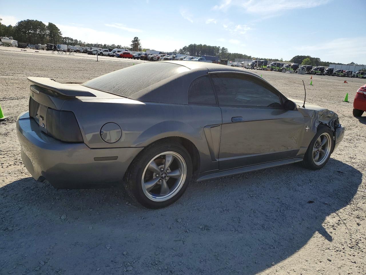 2003 FORD MUSTANG photo 5