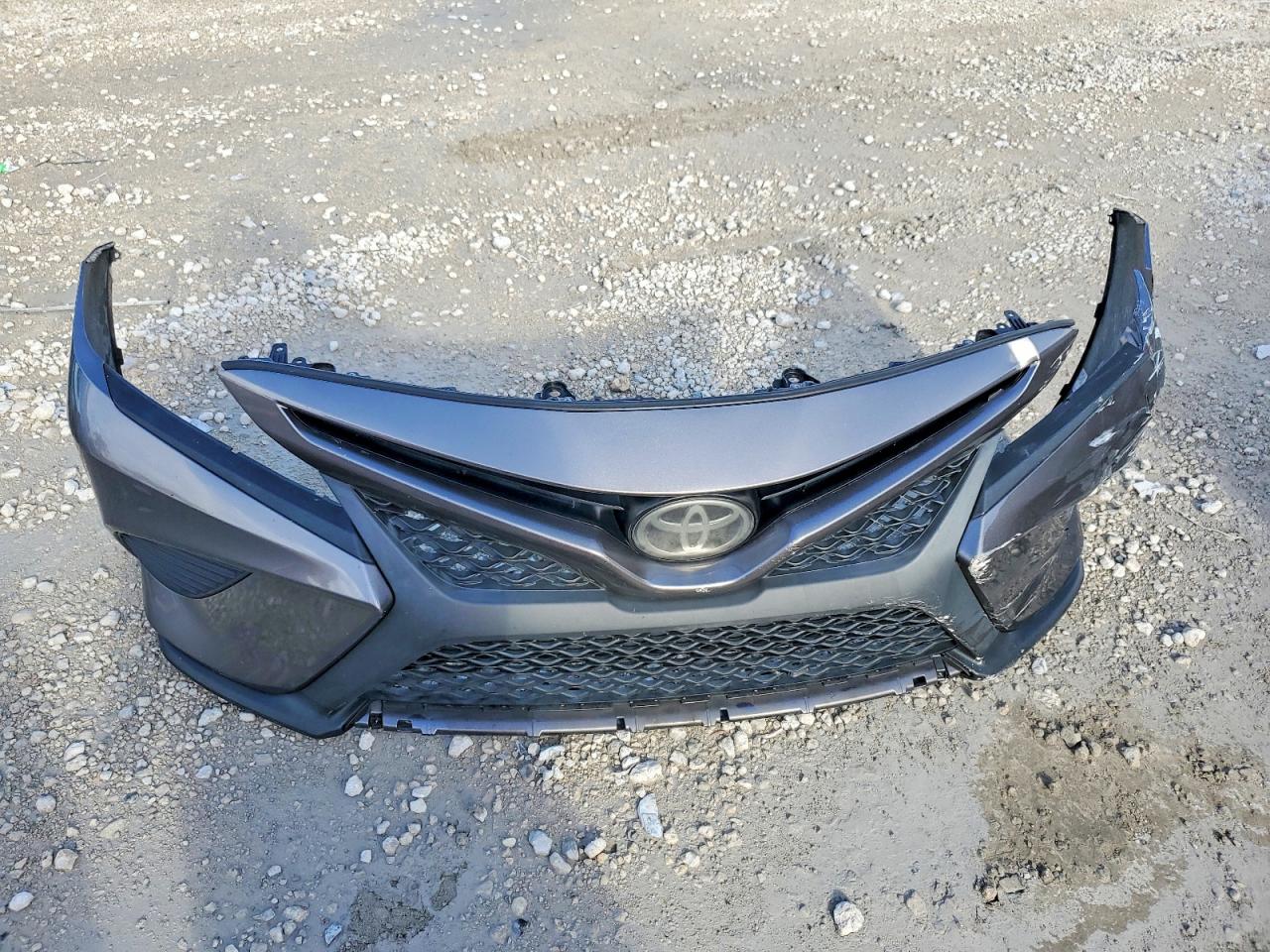 2018 TOYOTA CAMRY SE photo 34