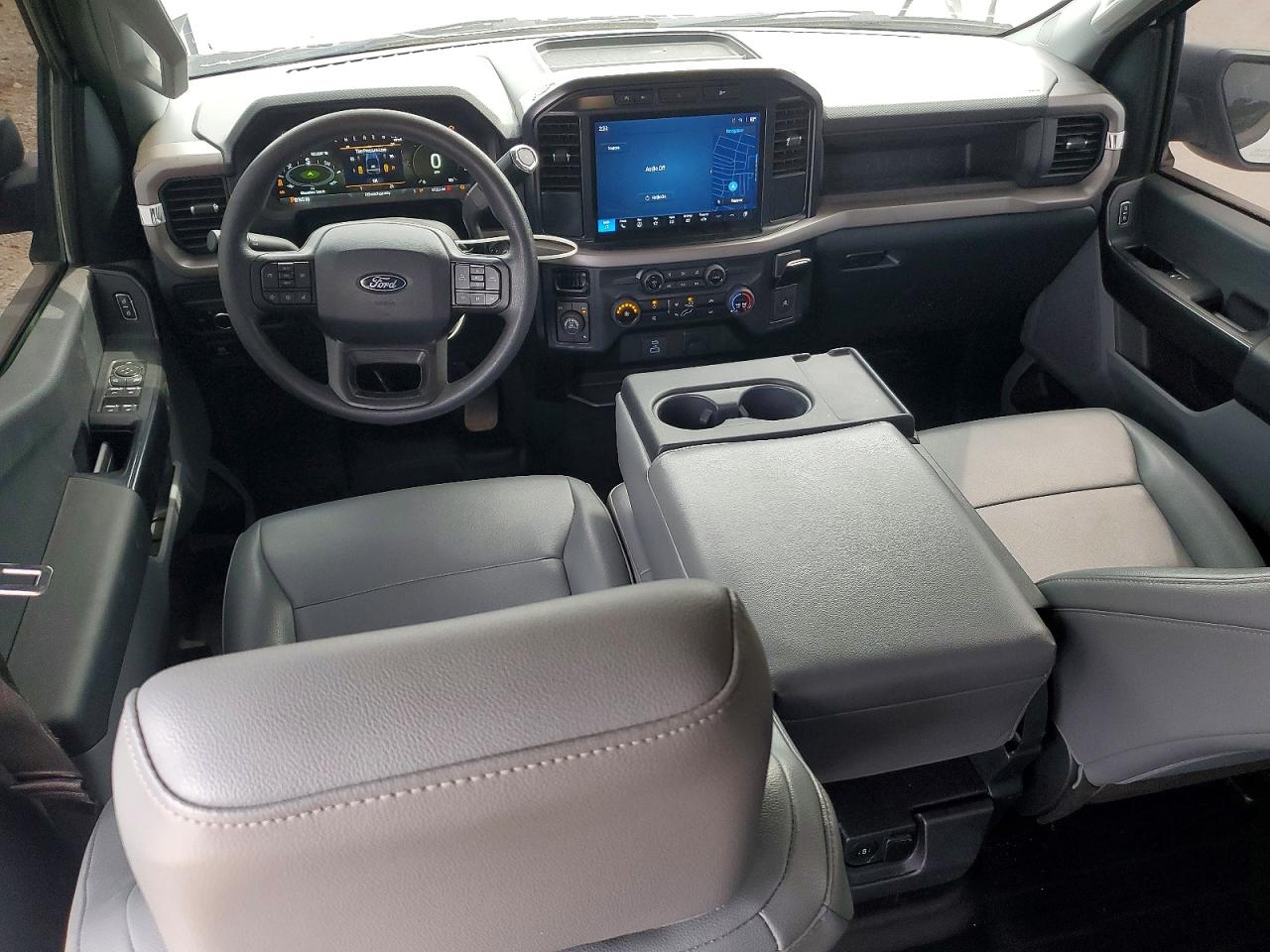 2024 FORD F150 XL photo 8