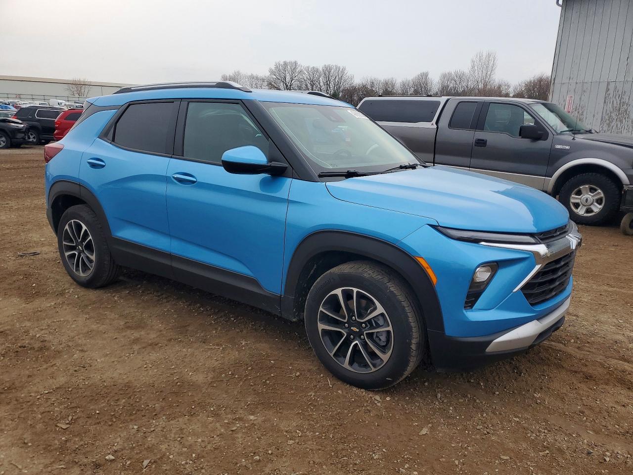 2025 CHEVROLET TRAILBLAZER LT photo 4