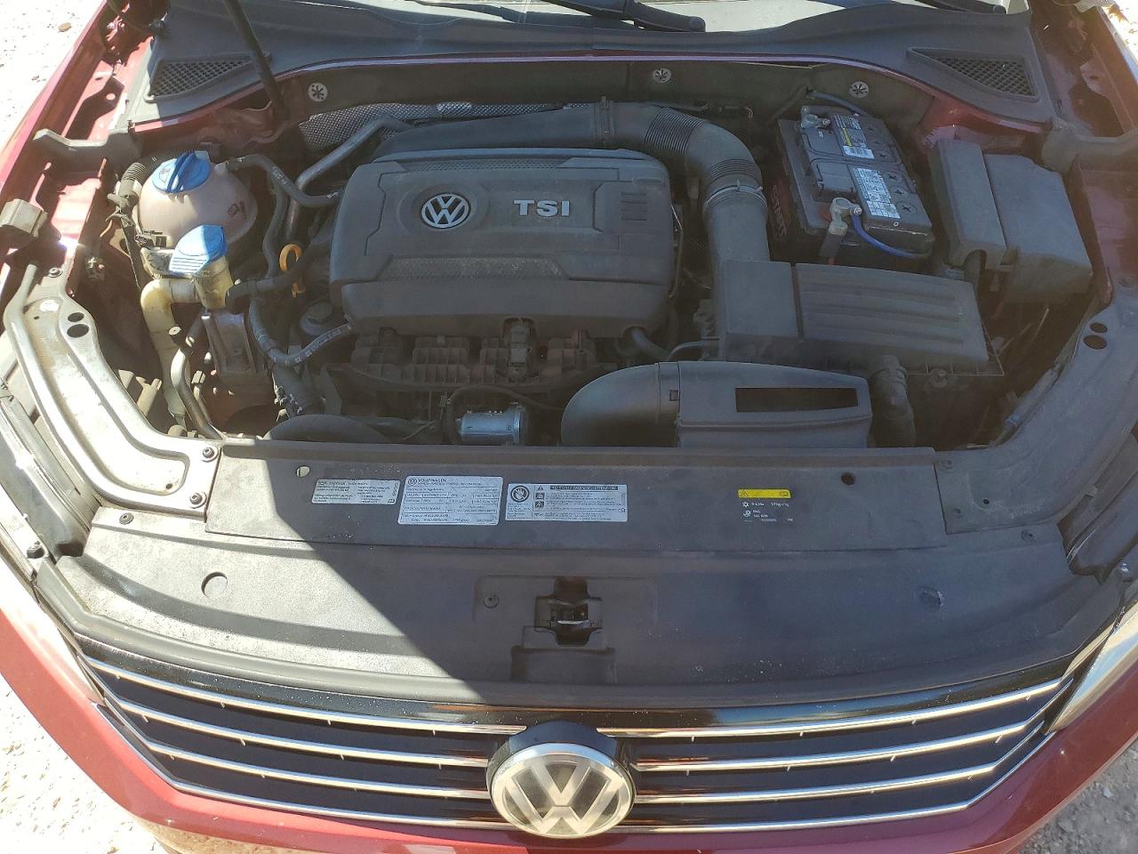 2017 VOLKSWAGEN PASSAT SE photo 31