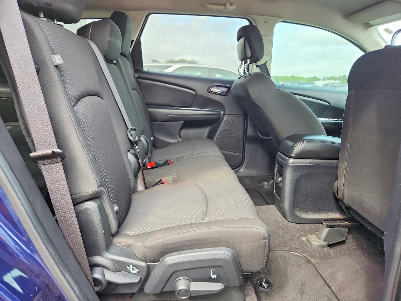 2018 DODGE JOURNEY SE photo 31