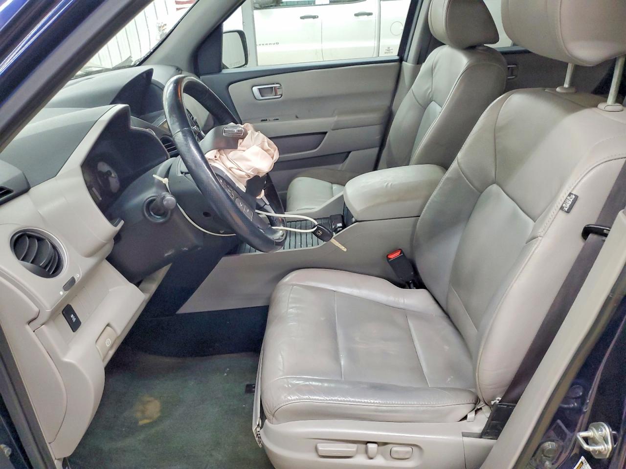 2015 HONDA PILOT EXL photo 13