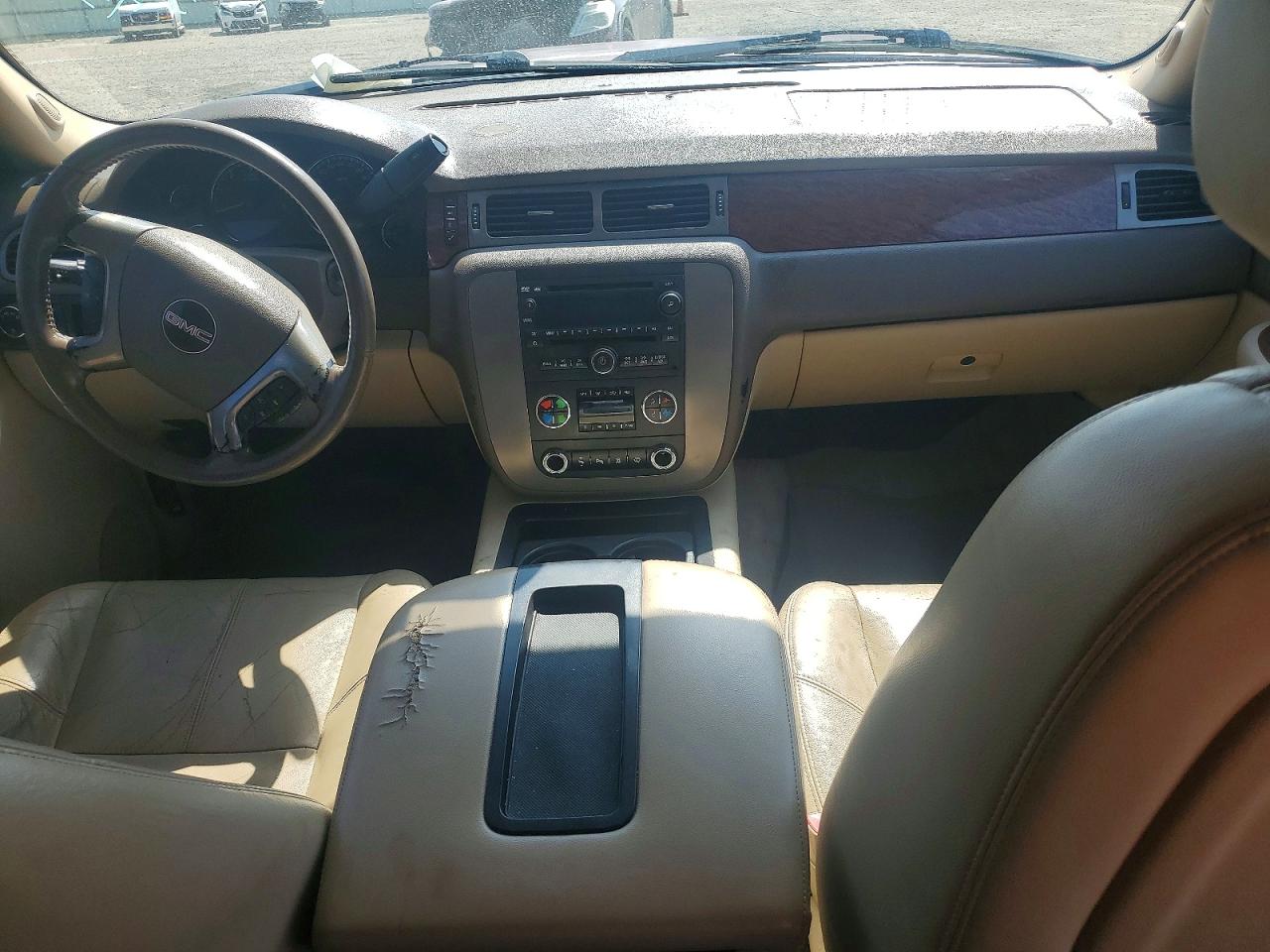 2008 GMC YUKON XL C1500 photo 15
