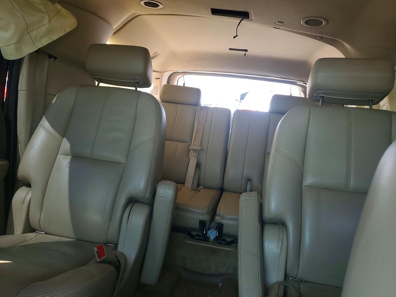 2008 GMC YUKON XL C1500 photo 19