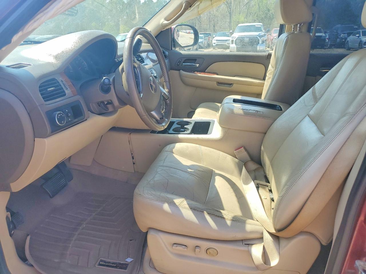 2008 GMC YUKON XL C1500 photo 13