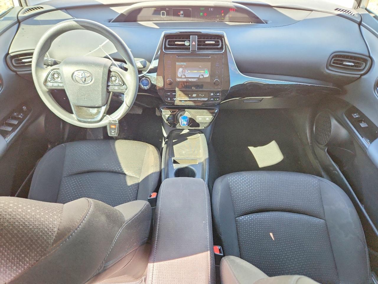 2019 TOYOTA PRIUS LE photo 8