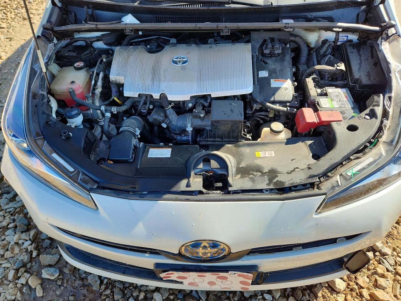 2019 TOYOTA PRIUS LE photo 12