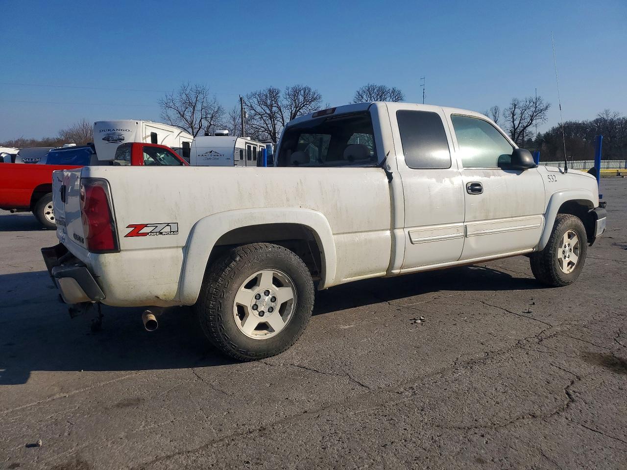 2004 CHEVROLET SILVERADO K1500 photo 5