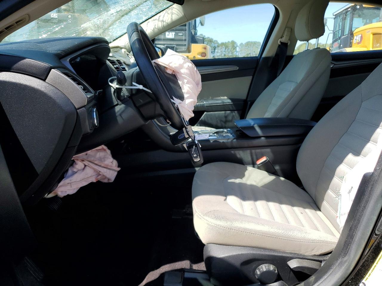 2017 FORD FUSION S photo 13