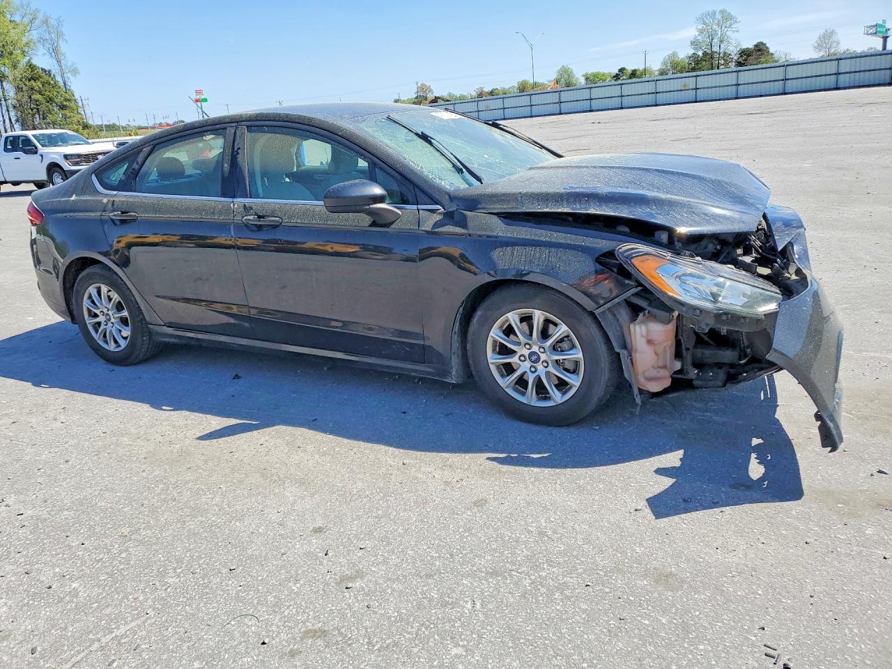 2017 FORD FUSION S photo 7
