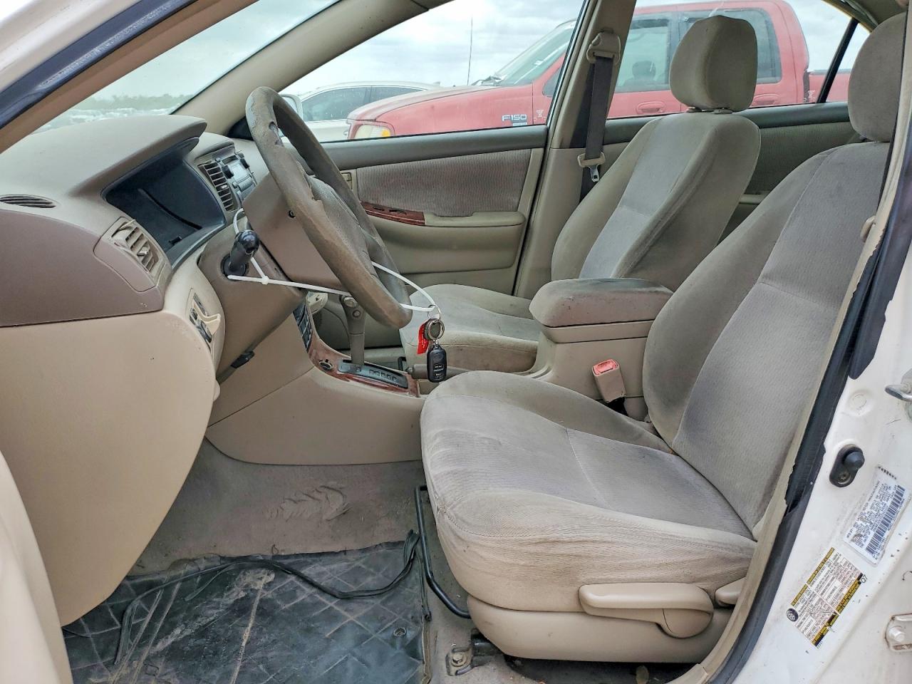 2005 TOYOTA COROLLA LE photo 7