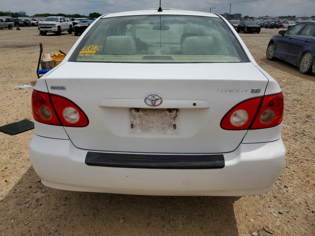 2005 TOYOTA COROLLA LE photo 6
