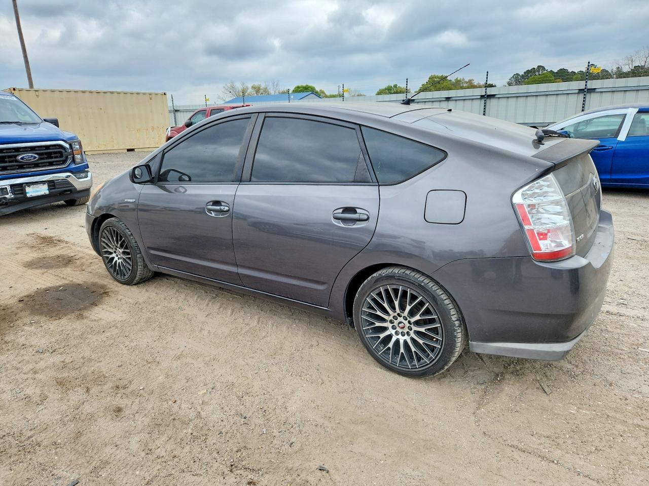 2008 TOYOTA PRIUS BASE photo 4